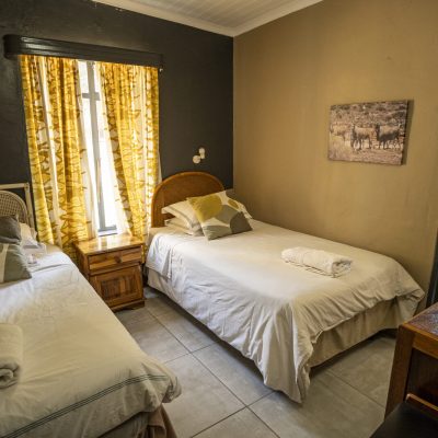 Daisy Cottage bedroom, Traveller's Rest Cederberg